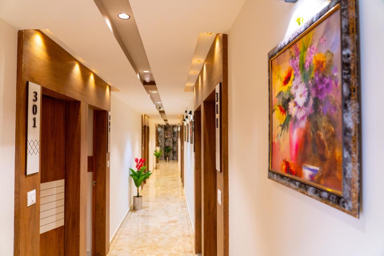 Hotel Lee Grand Ānand المظهر الخارجي الصورة