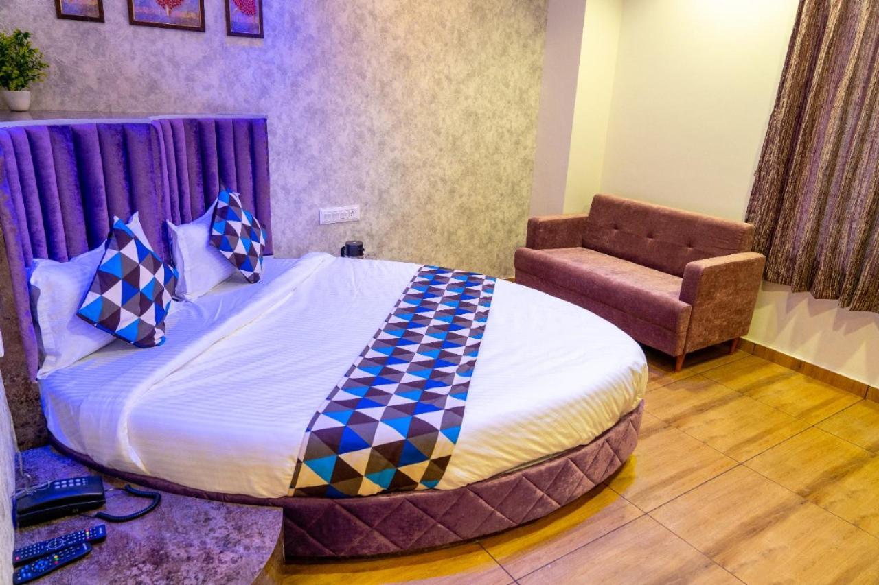 Hotel Lee Grand Ānand المظهر الخارجي الصورة