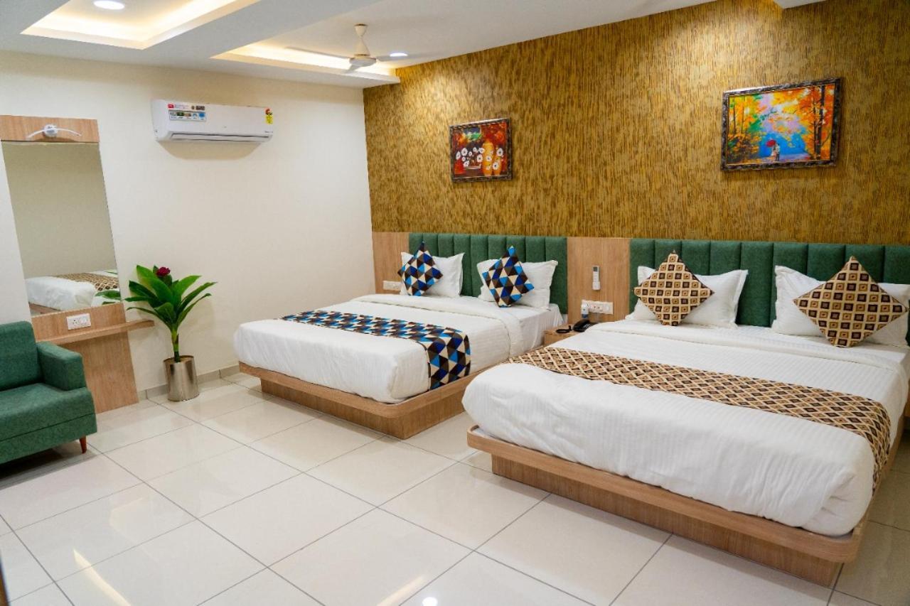 Hotel Lee Grand Ānand المظهر الخارجي الصورة